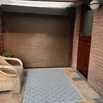 Met Eigen Ingang