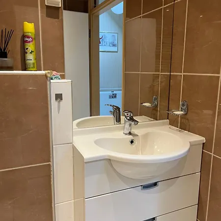 בית נופש Met Eigen Ingang *