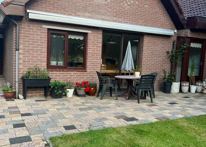 Semesterbostad Met Eigen Ingang